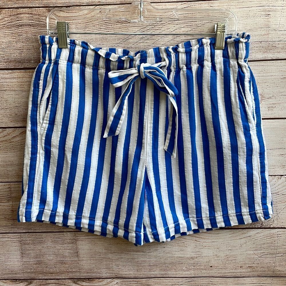 J CREW LINEN BLEND PAPERBAG WAIST SHORTS IN BLUE AND WHITE STRIPES